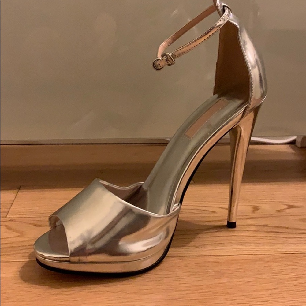 Topshop Silver Open Toe Pumps